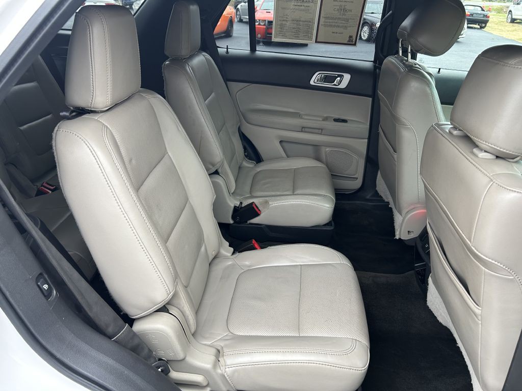 2013 Ford Explorer Image 14