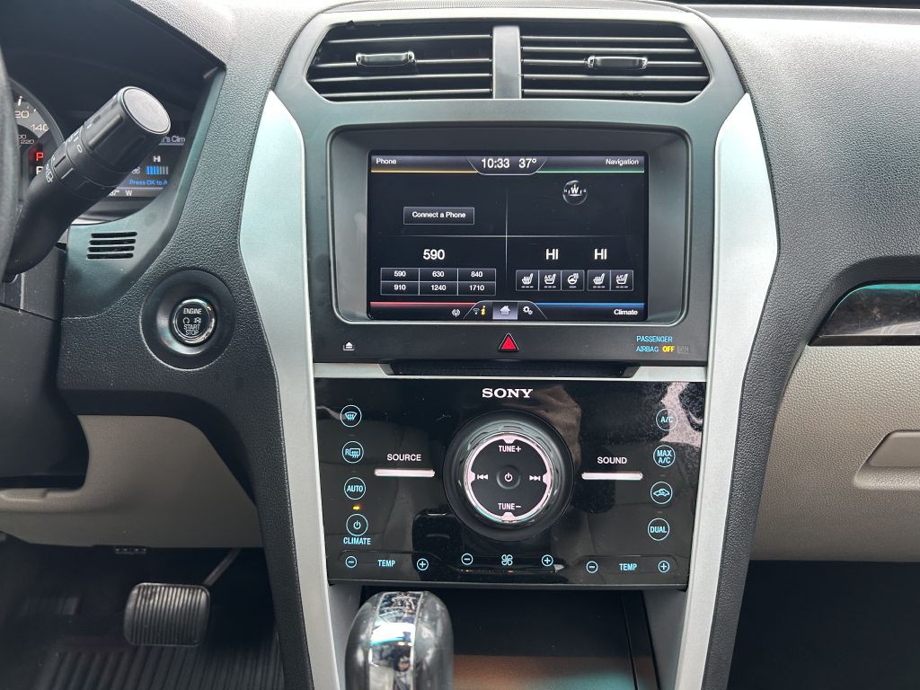 2013 Ford Explorer Image 17