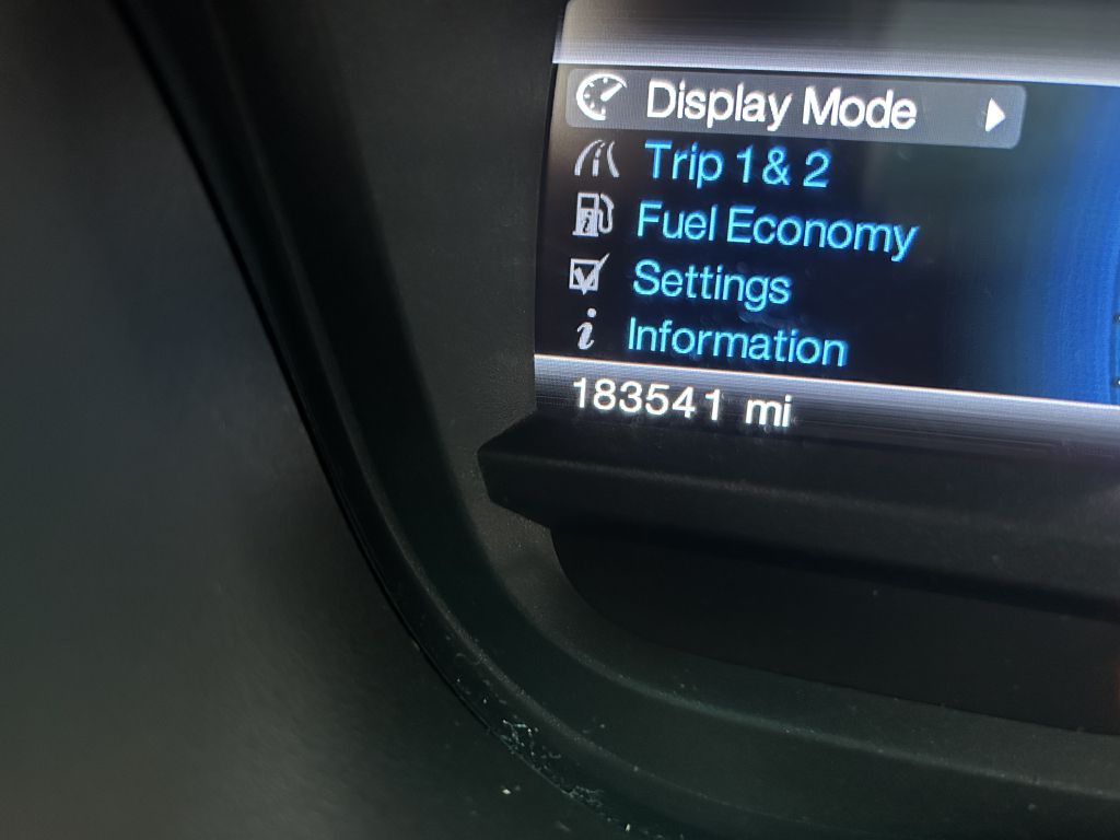 2013 Ford Explorer Image 23