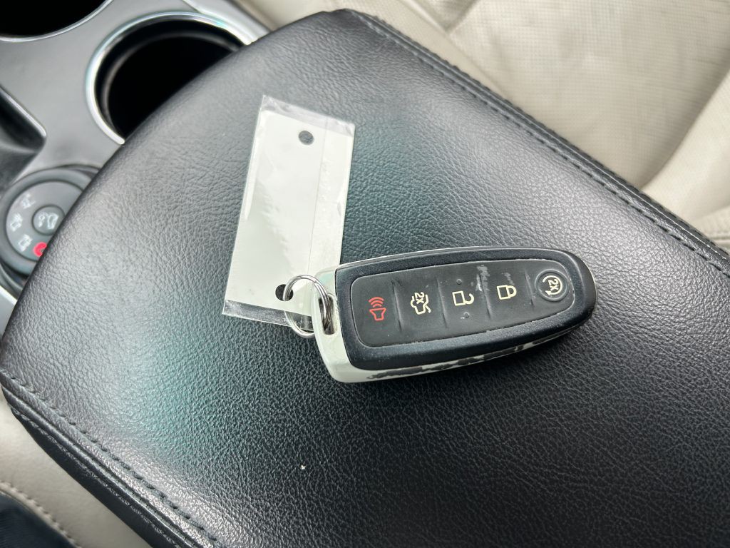 2013 Ford Explorer Image 24