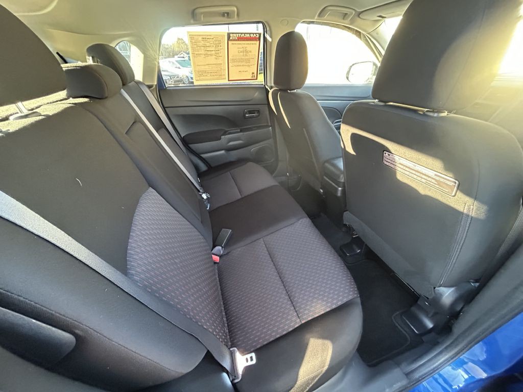 2018 Mitsubishi Outlander Image 13