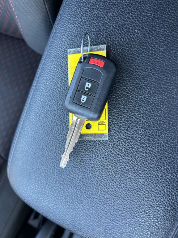 2018 Mitsubishi Outlander Image 21