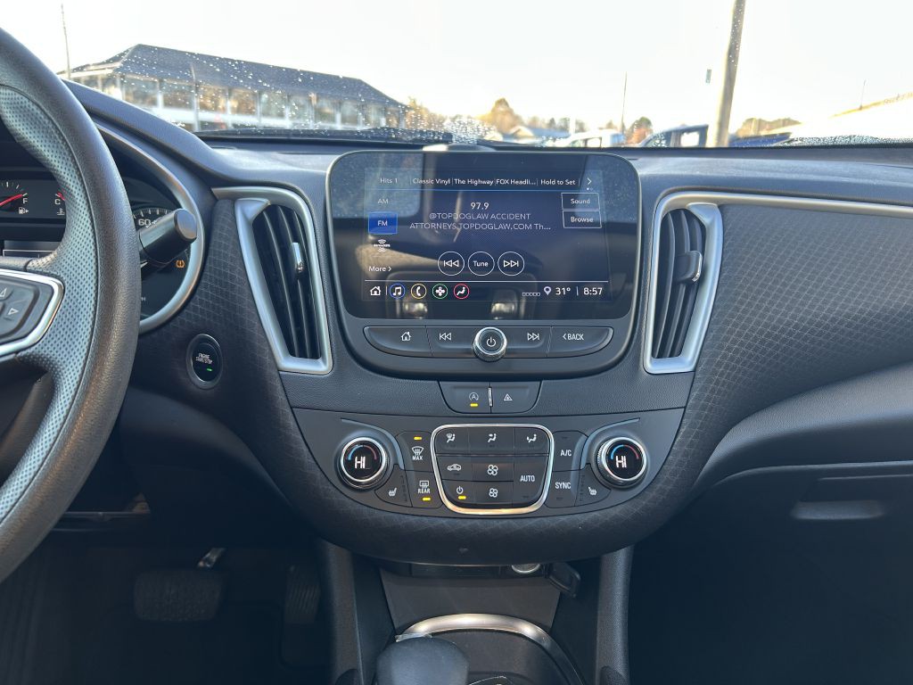 2023 Chevrolet Malibu Image 15