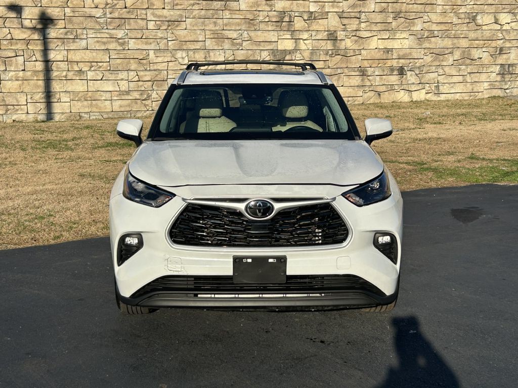2023 Toyota Highlander Image 4