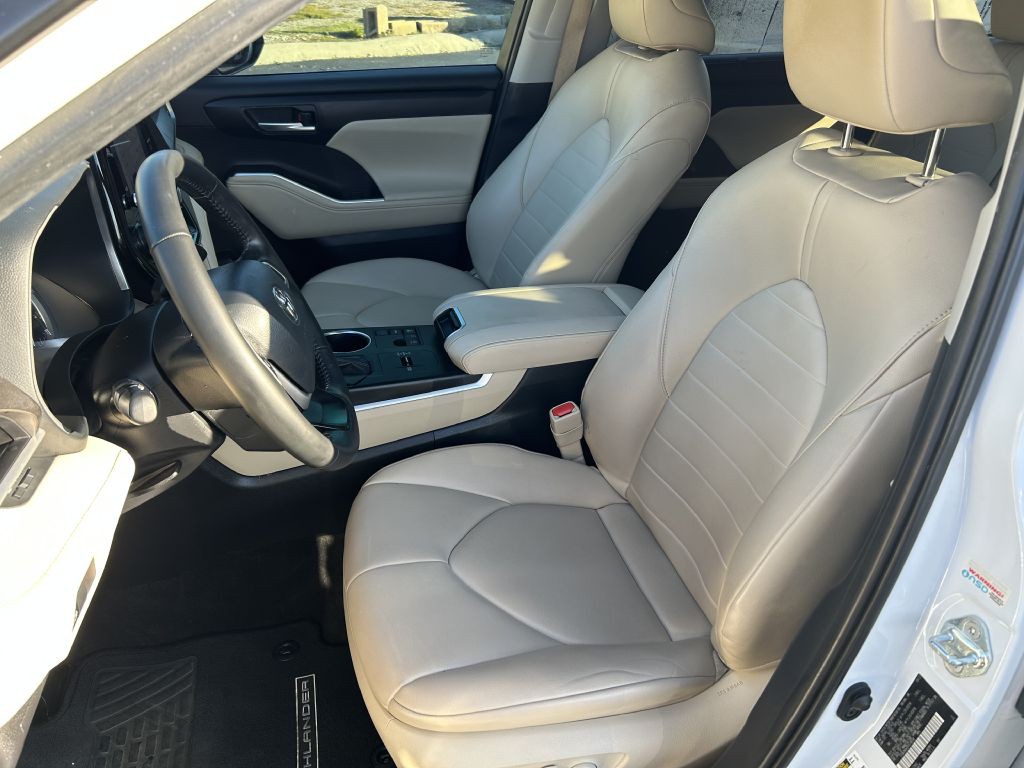 2023 Toyota Highlander Image 8