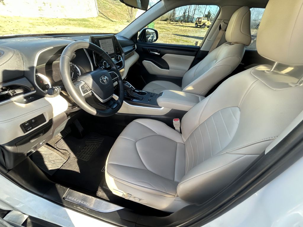2023 Toyota Highlander Image 9