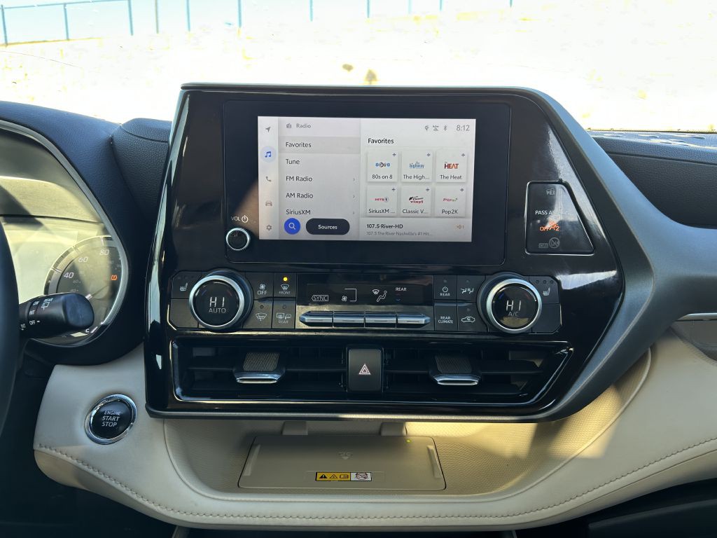 2023 Toyota Highlander Image 17