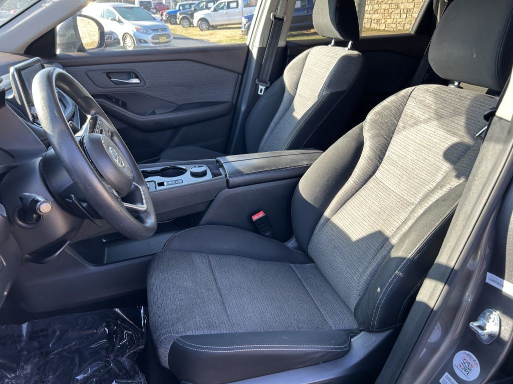 2021 Nissan Rogue Image 8