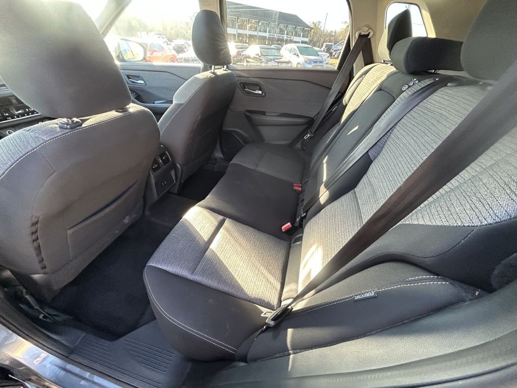 2021 Nissan Rogue Image 10