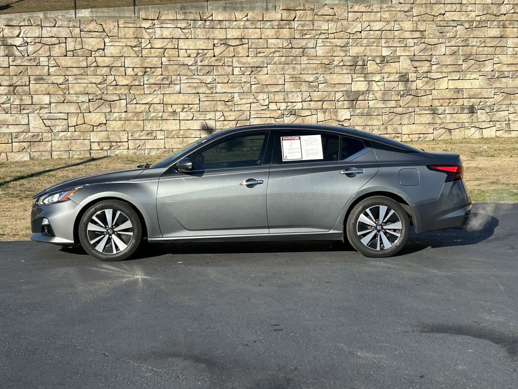 2019 Nissan Altima Image 2