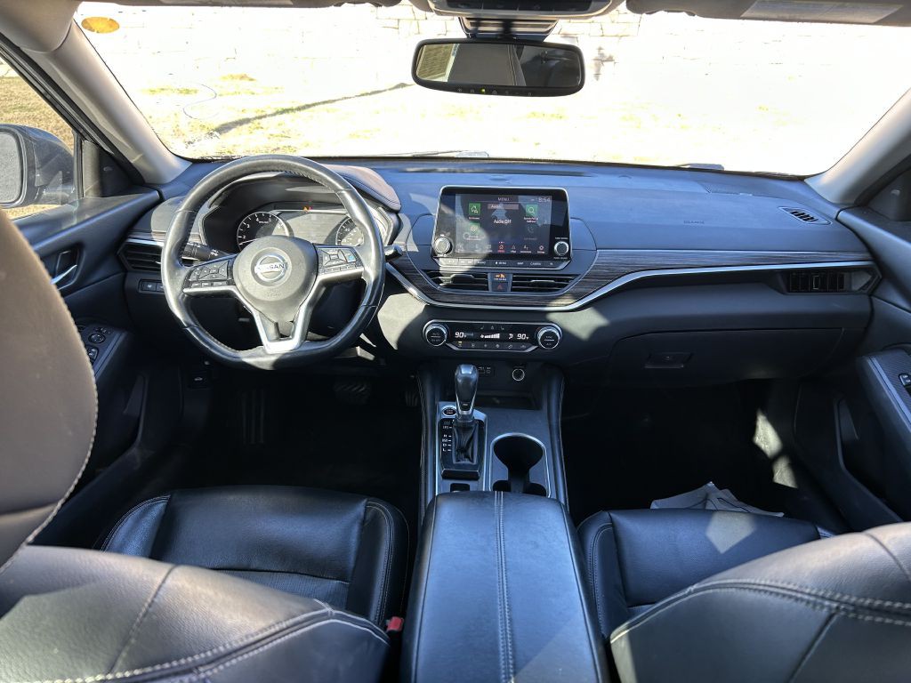 2019 Nissan Altima Image 15