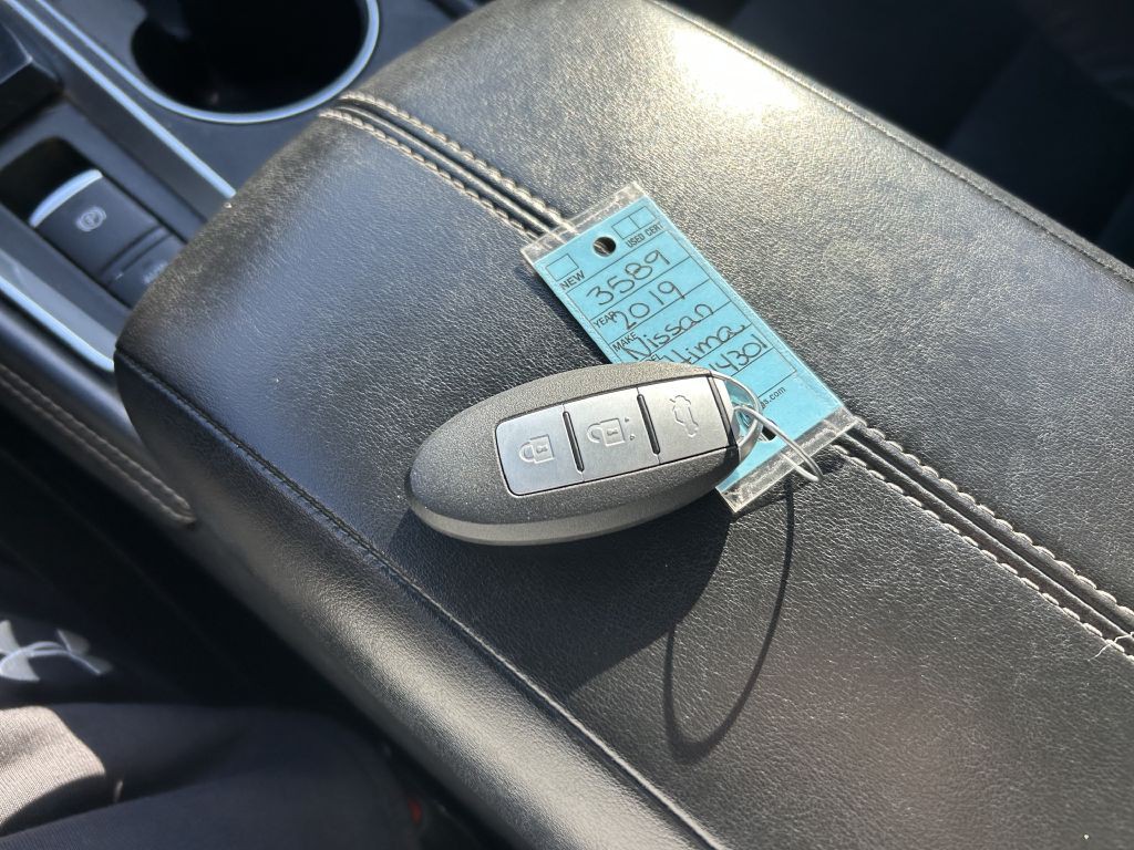 2019 Nissan Altima Image 23