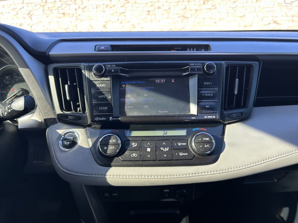 2018 Toyota Rav4 Image 16