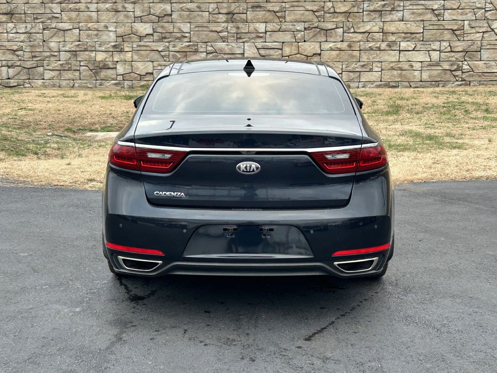 2017 Kia Cadenza Image 5