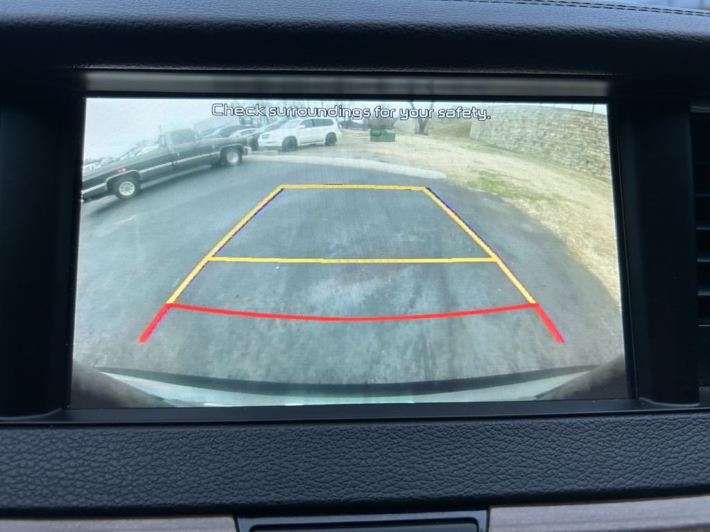 2017 Kia Cadenza Image 22