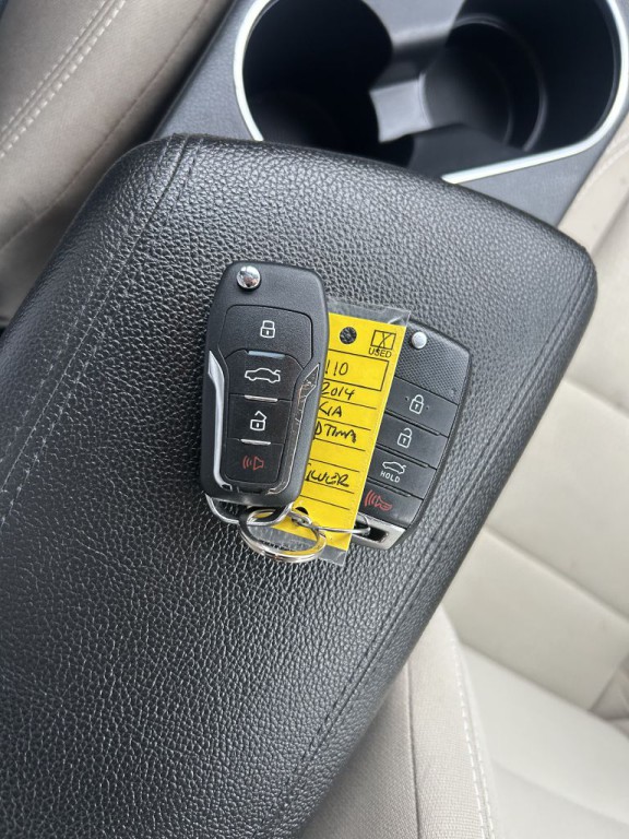 2014 Kia Optima Image 21