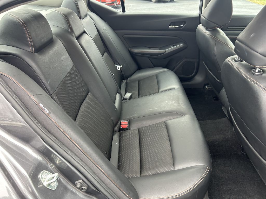 2020 Nissan Altima Image 14