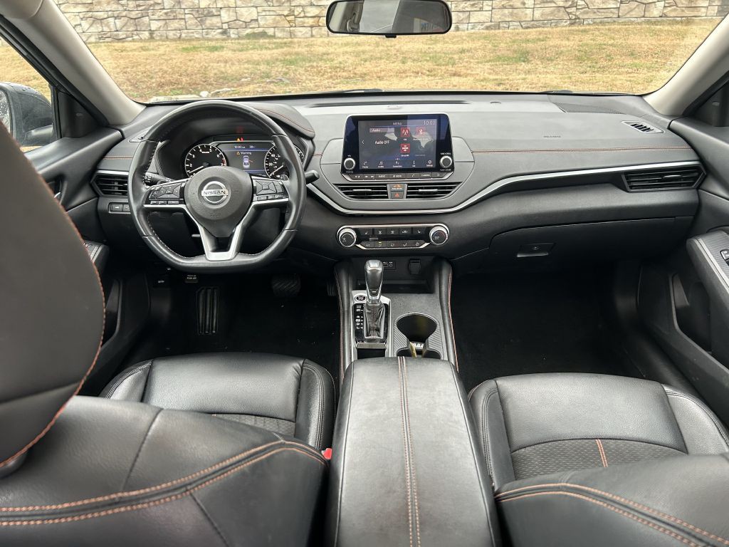 2020 Nissan Altima Image 15
