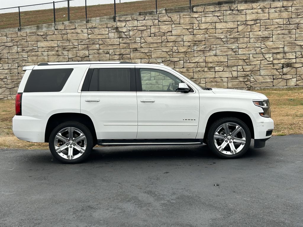 2019 Chevrolet Tahoe Image 3