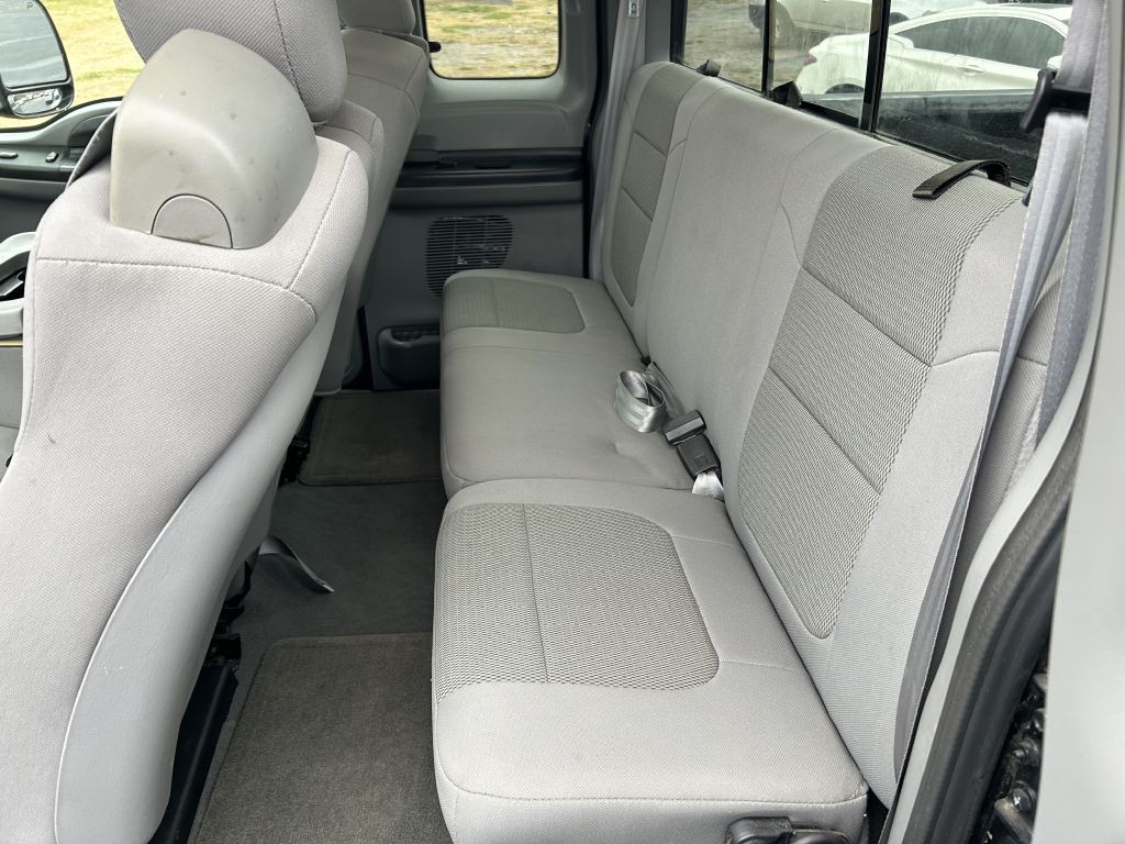 2005 Ford F-250 Image 10