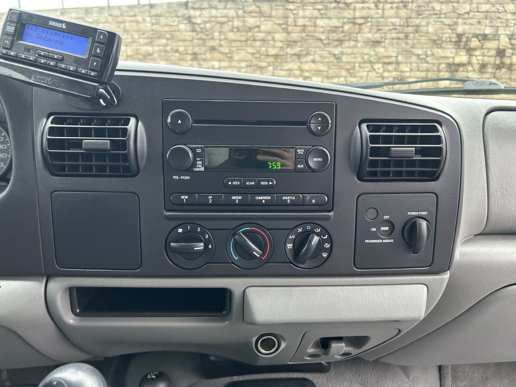 2005 Ford F-250 Image 15