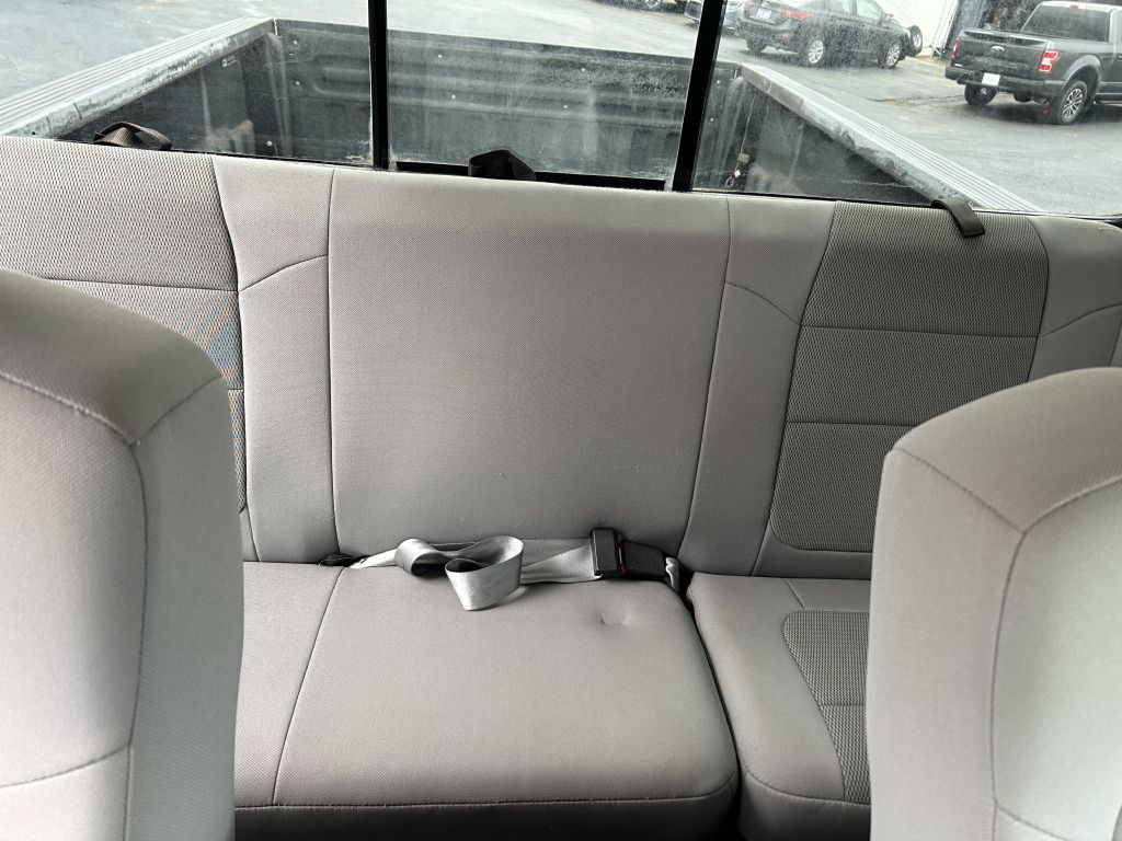 2005 Ford F-250 Image 17