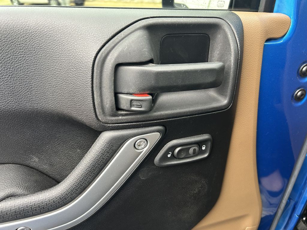 2015 Jeep Wrangler Image 7