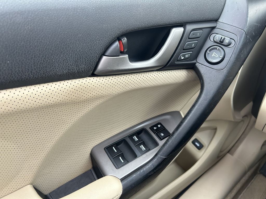 2010 Acura TSX Image 7