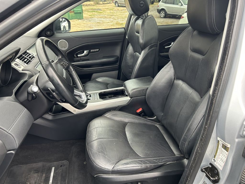 2017 Land Rover Range Rover Evoque Image 8