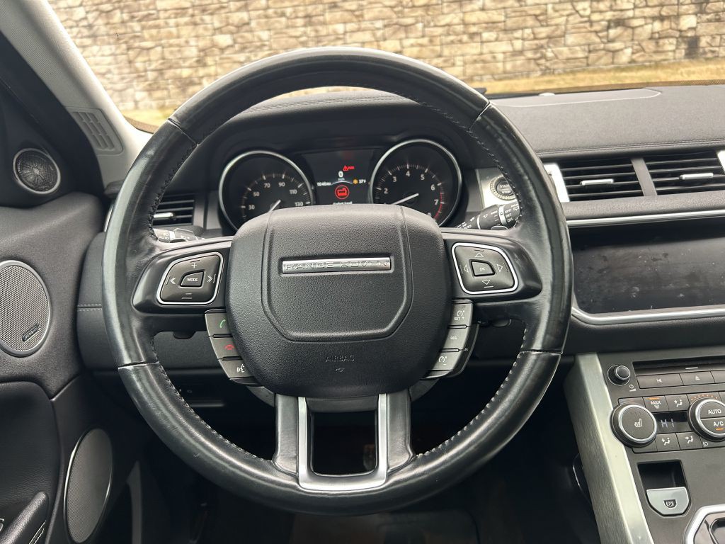 2017 Land Rover Range Rover Evoque Image 18