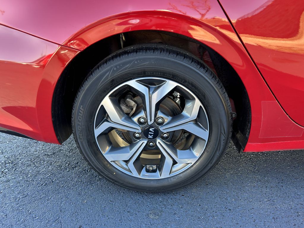 2021 Kia Forte Image 6