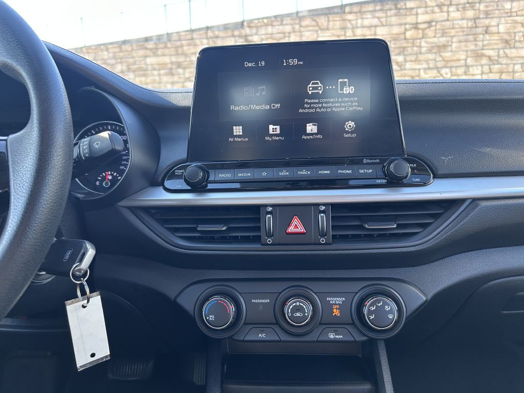 2021 Kia Forte Image 15