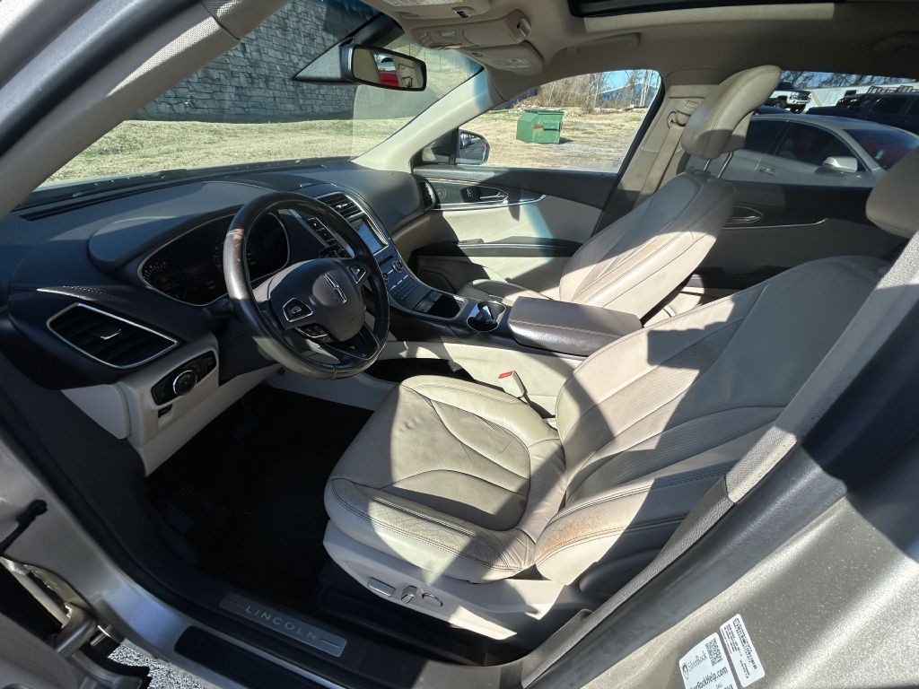 2017 Lincoln MKX Image 9