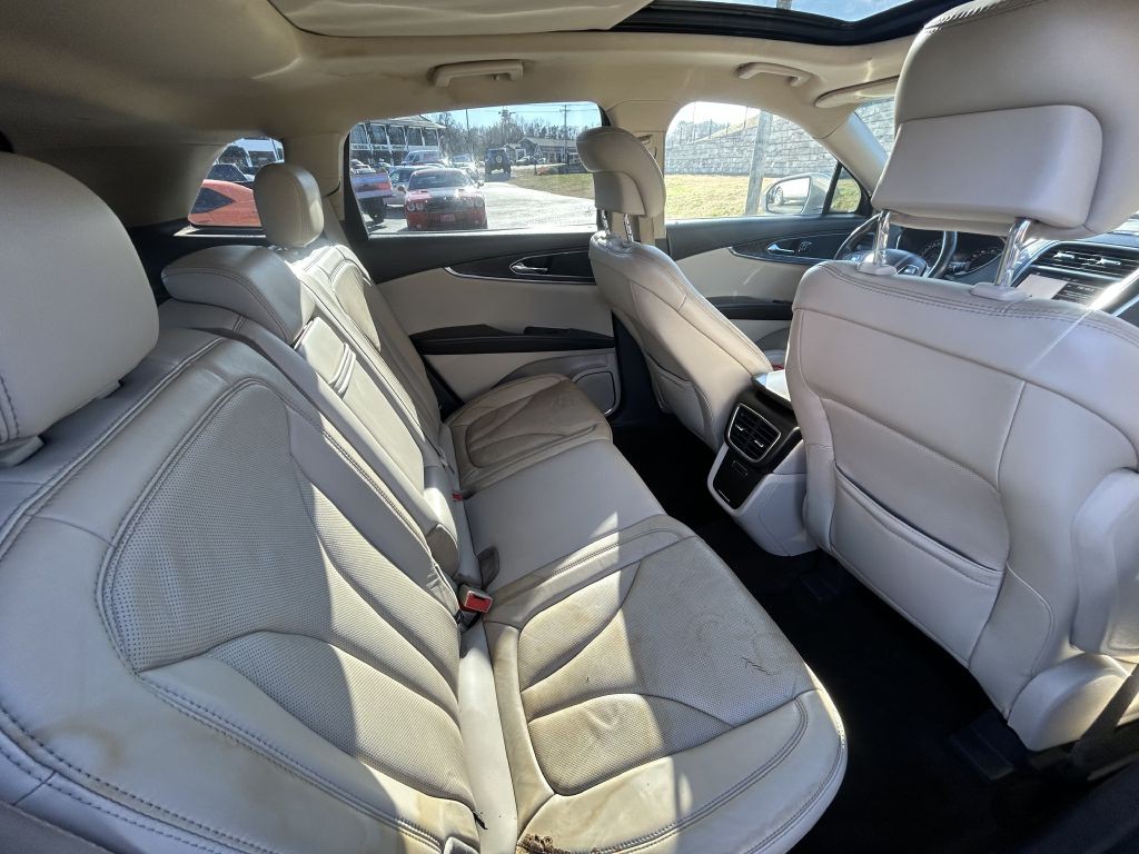 2017 Lincoln MKX Image 13