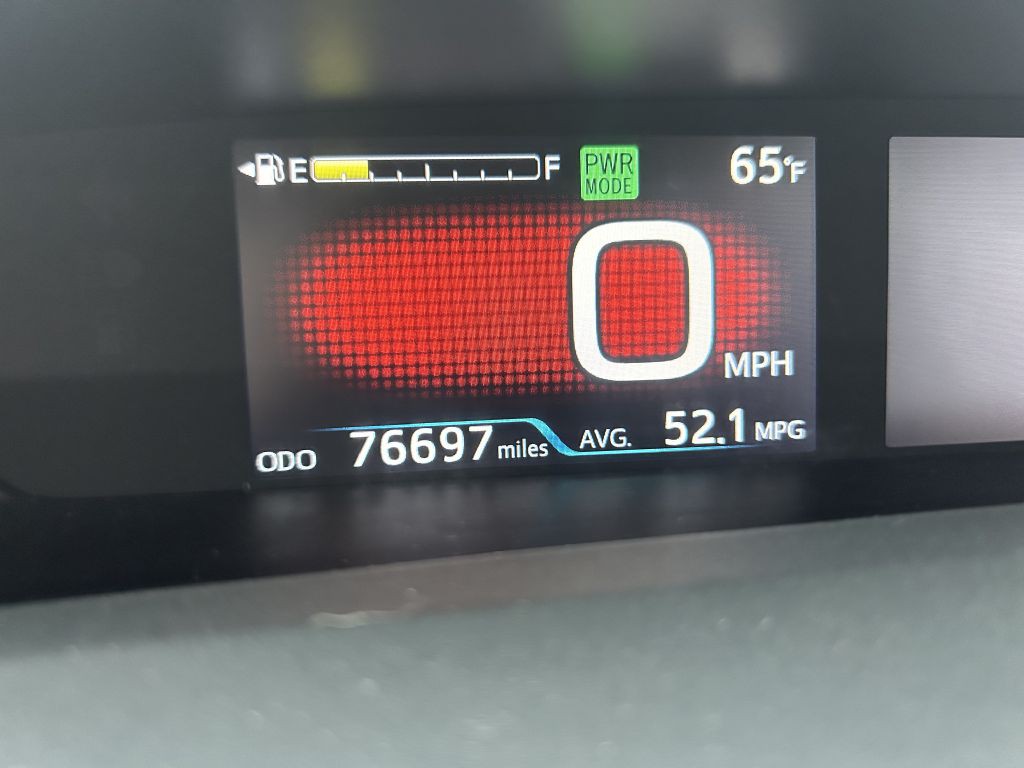 2016 Toyota Prius Image 20