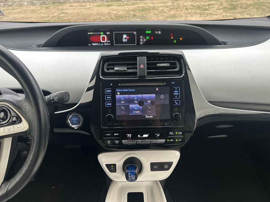 2016 Toyota Prius Image 15