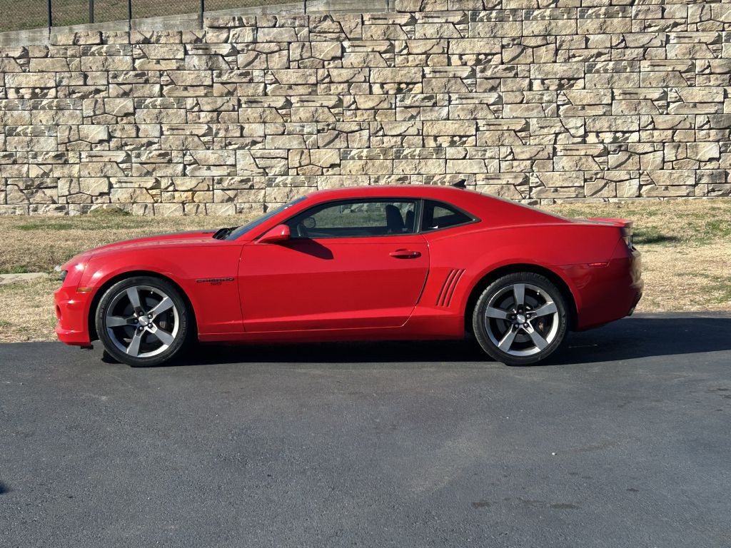 2011 Chevrolet Camaro Image 2