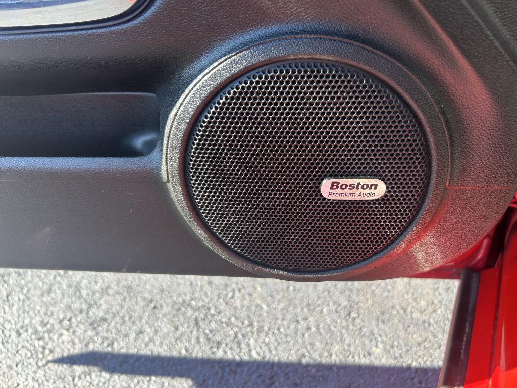 2011 Chevrolet Camaro Image 8