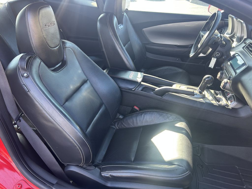 2011 Chevrolet Camaro Image 13