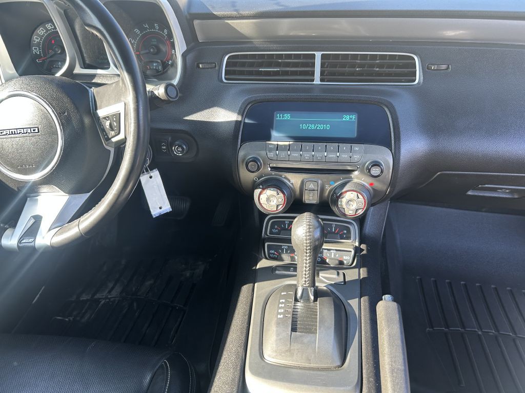 2011 Chevrolet Camaro Image 16