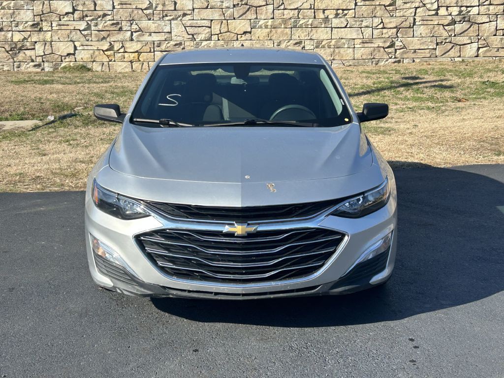 2019 Chevrolet Malibu Image 4