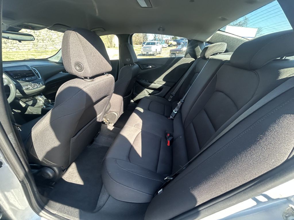 2019 Chevrolet Malibu Image 10