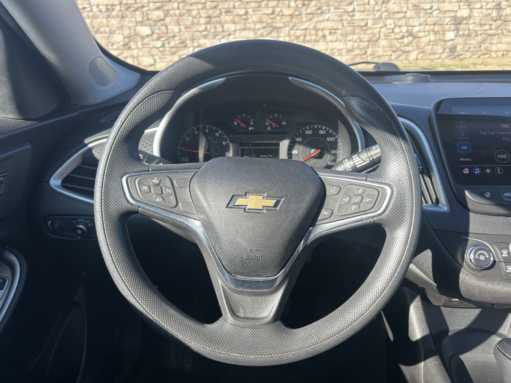 2019 Chevrolet Malibu Image 16