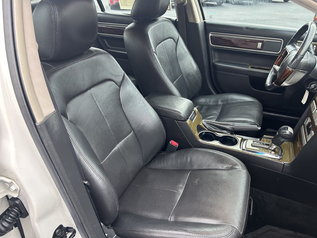 2009 Lincoln MKZ Image 17