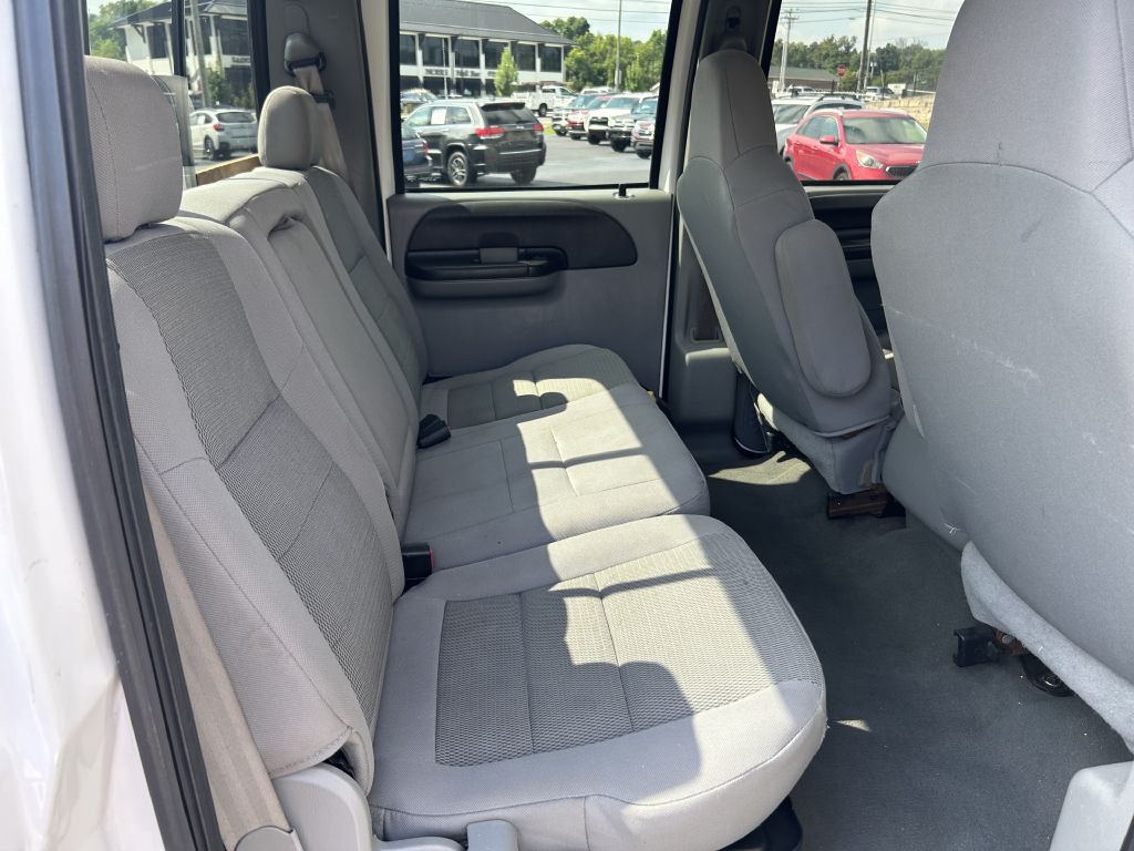 2006 Ford F-350 Image 12