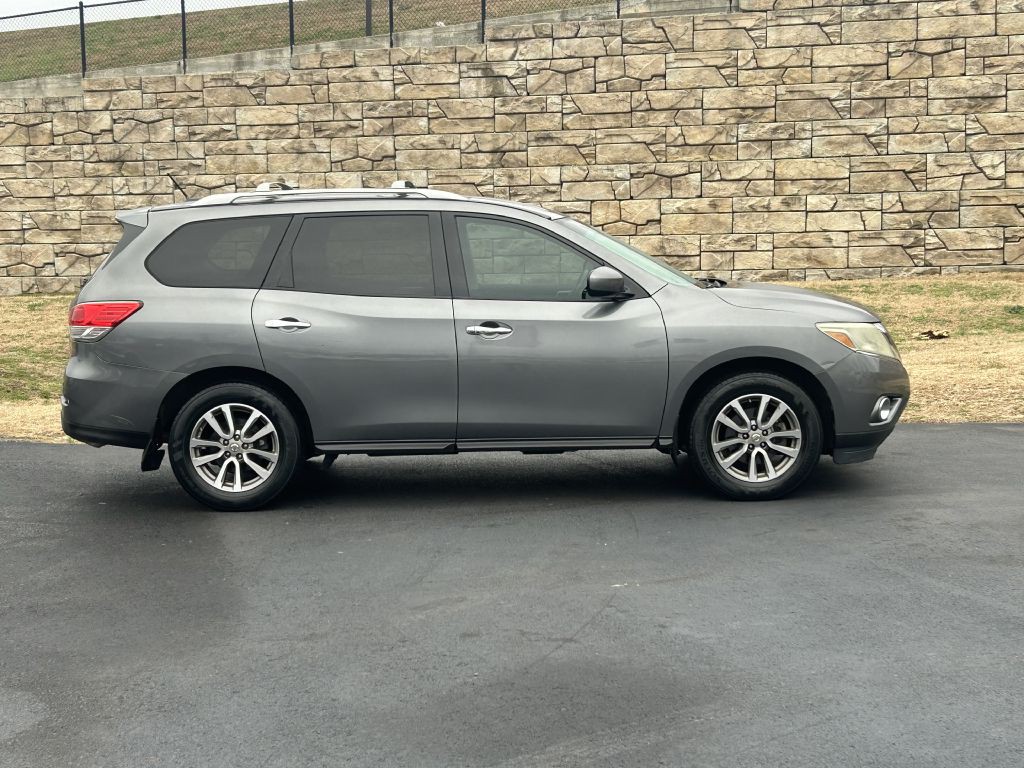 2015 Nissan Pathfinder Image 3