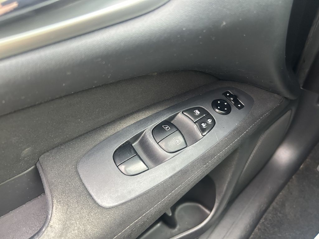 2015 Nissan Pathfinder Image 7