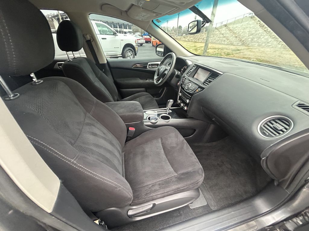 2015 Nissan Pathfinder Image 20