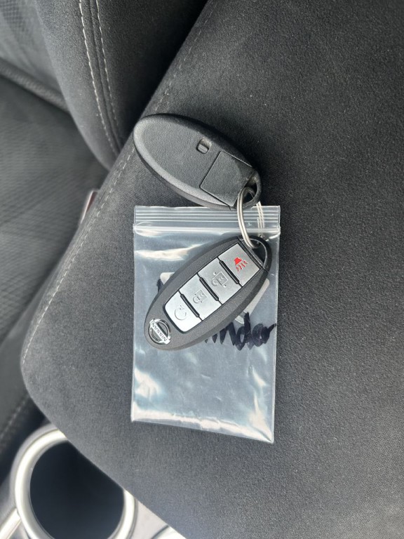 2015 Nissan Pathfinder Image 24