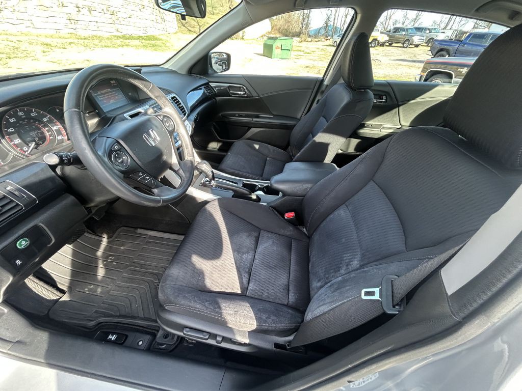 2013 Honda Accord Image 9